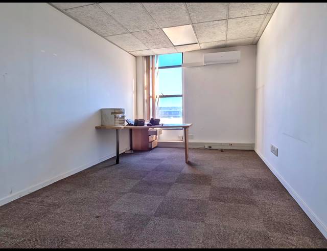 419M² OFFICE TO LET IN CRAIGHALL PARK